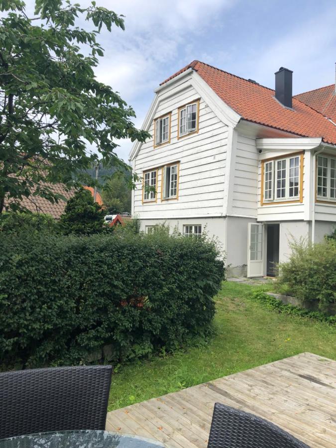 Stryn - House By The River מראה חיצוני תמונה